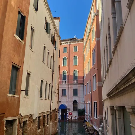 Ca' Laura - San Marco Canal View *